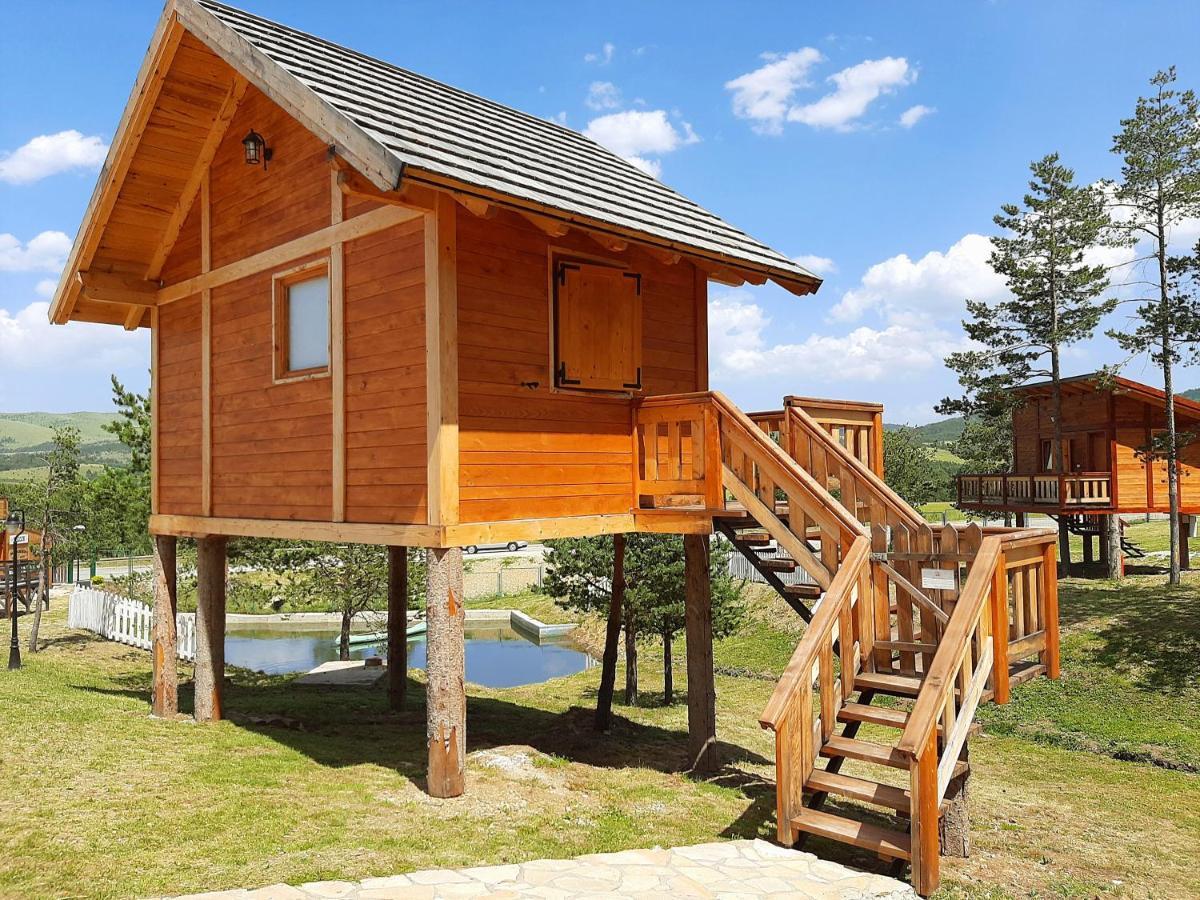 El Paso City, Zlatibor - Unique Wooden Cottages, Treehouse, Wild West Rooms, Accommodation 1-6 People Exterior foto