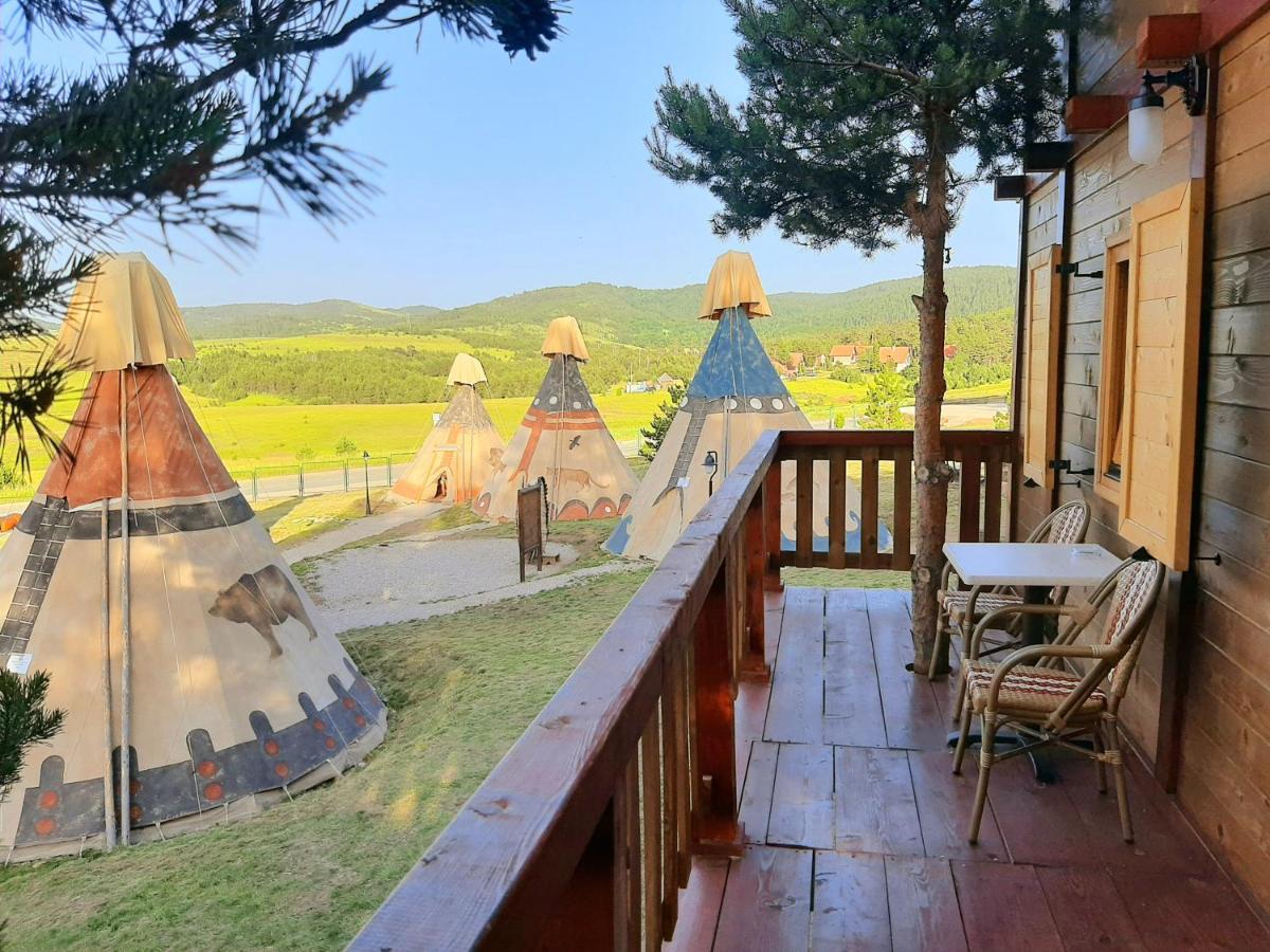 El Paso City, Zlatibor - Unique Wooden Cottages, Treehouse, Wild West Rooms, Accommodation 1-6 People Exterior foto